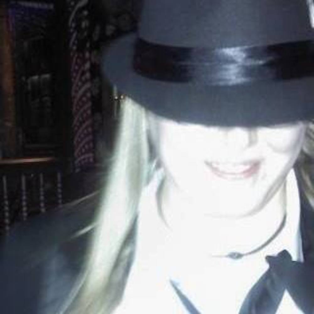 Meet your Posher, Amie